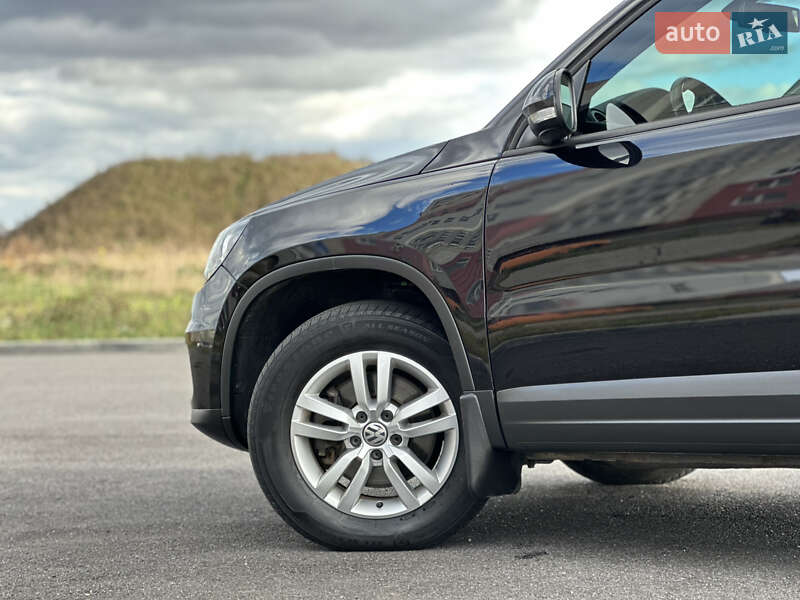 Внедорожник / Кроссовер Volkswagen Tiguan 2017 в Виннице