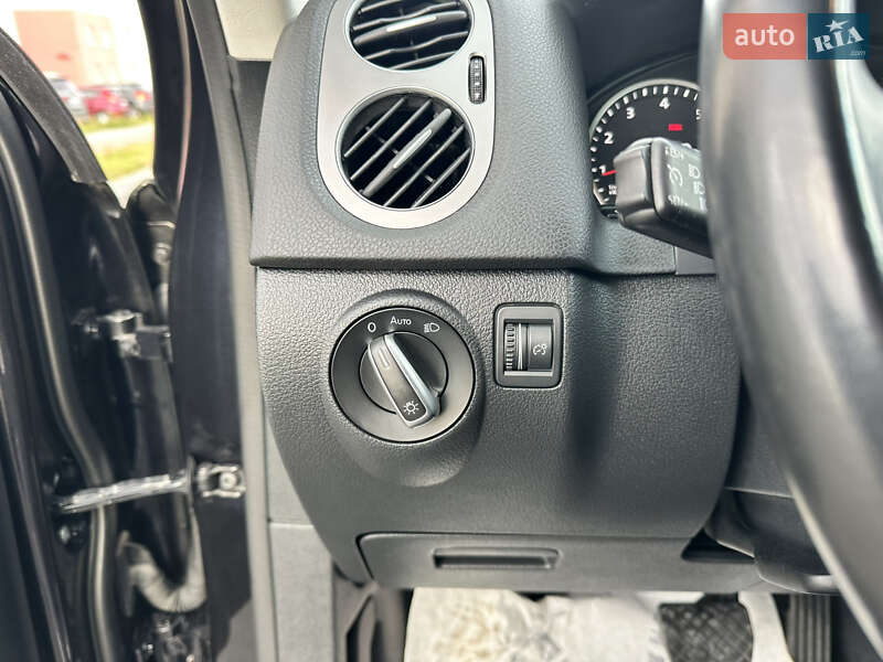 Внедорожник / Кроссовер Volkswagen Tiguan 2017 в Виннице