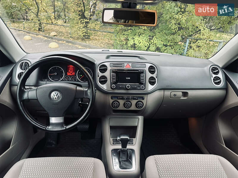 Внедорожник / Кроссовер Volkswagen Tiguan 2008 в Киеве фото 6 Внедорожник / Кроссовер Volkswagen Tiguan 2008 в Киеве