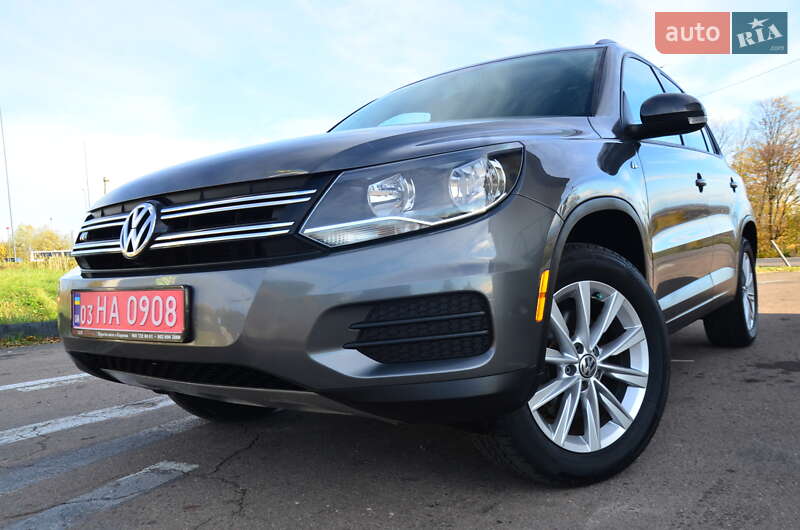 Внедорожник / Кроссовер Volkswagen Tiguan 2015 в Дрогобыче