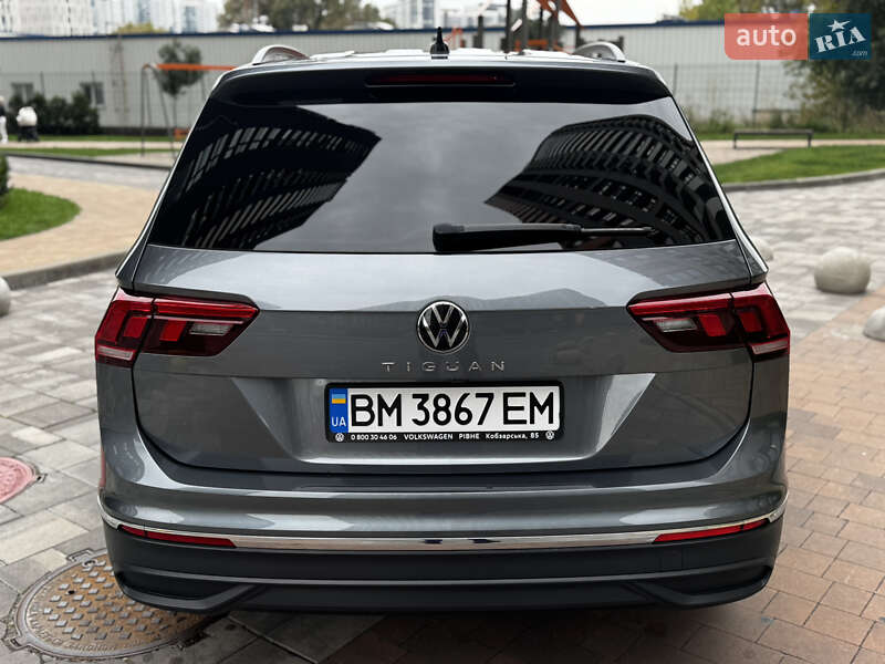 Внедорожник / Кроссовер Volkswagen Tiguan 2023 в Киеве