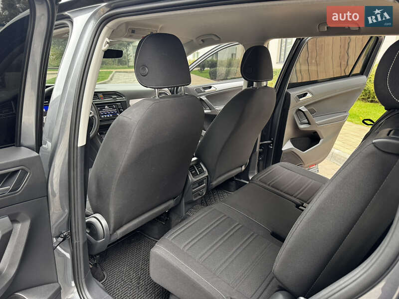 Внедорожник / Кроссовер Volkswagen Tiguan 2023 в Киеве