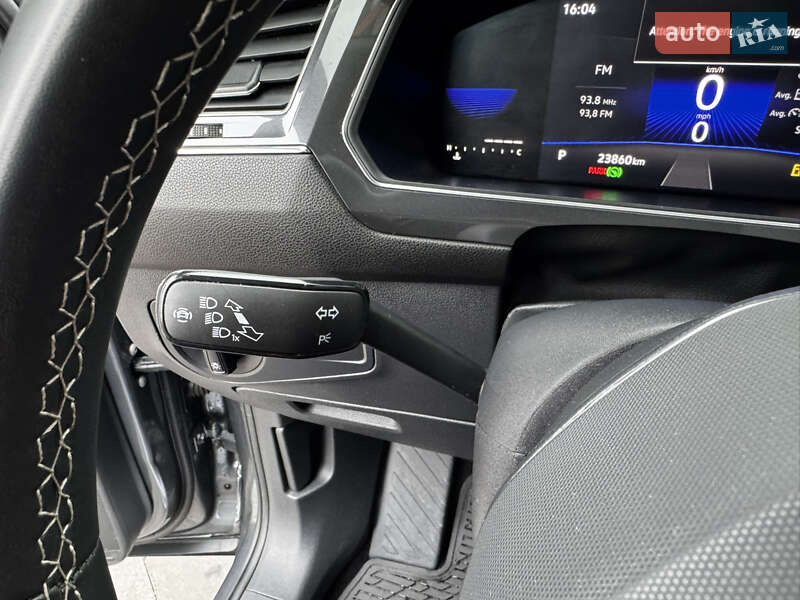 Внедорожник / Кроссовер Volkswagen Tiguan 2023 в Киеве