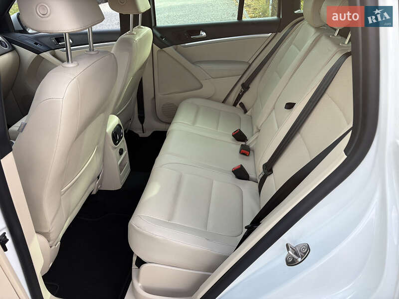 Позашляховик / Кросовер Volkswagen Tiguan 2015 в Рівному фото 26 Позашляховик / Кросовер Volkswagen Tiguan 2015 в Рівному
