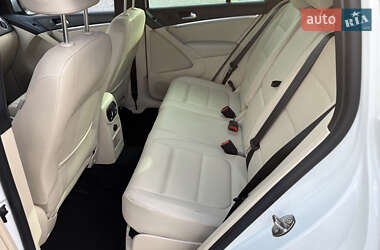 Внедорожник / Кроссовер Volkswagen Tiguan 2015 в 