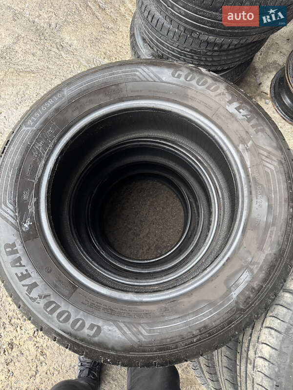 Внедорожник / Кроссовер Volkswagen Tiguan 2017 в Ирпене