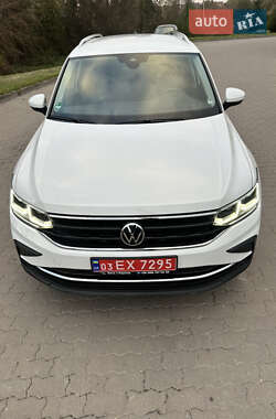 Позашляховик / Кросовер Volkswagen Tiguan 2021 в  фото 35 Позашляховик / Кросовер Volkswagen Tiguan 2021 в
