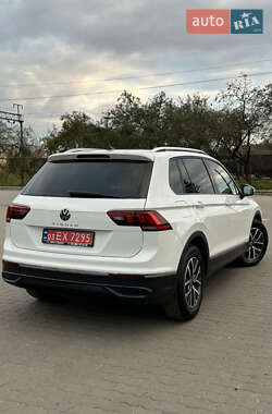 Позашляховик / Кросовер Volkswagen Tiguan 2021 в  фото 50 Позашляховик / Кросовер Volkswagen Tiguan 2021 в