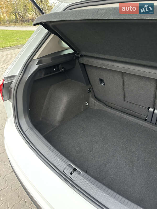 Внедорожник / Кроссовер Volkswagen Tiguan 2021 в Бродах фото 93 Внедорожник / Кроссовер Volkswagen Tiguan 2021 в Бродах