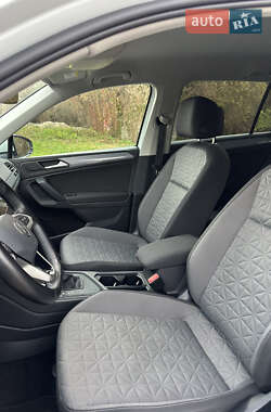 Позашляховик / Кросовер Volkswagen Tiguan 2021 в  фото 111 Позашляховик / Кросовер Volkswagen Tiguan 2021 в
