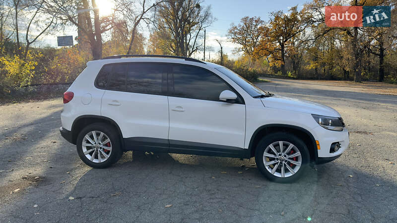 Внедорожник / Кроссовер Volkswagen Tiguan 2015 в Корсуне-Шевченковском фото 5 Внедорожник / Кроссовер Volkswagen Tiguan 2015 в Корсуне-Шевченковском