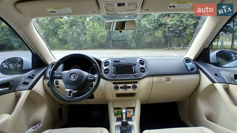 Внедорожник / Кроссовер Volkswagen Tiguan 2015 в Корсуне-Шевченковском фото 12 Внедорожник / Кроссовер Volkswagen Tiguan 2015 в Корсуне-Шевченковском