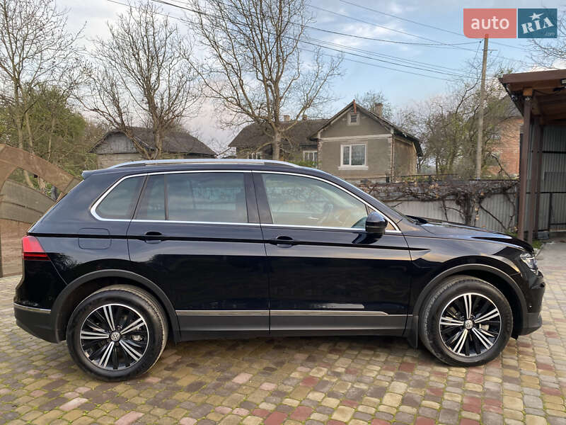 Внедорожник / Кроссовер Volkswagen Tiguan 2018 в Черновцах