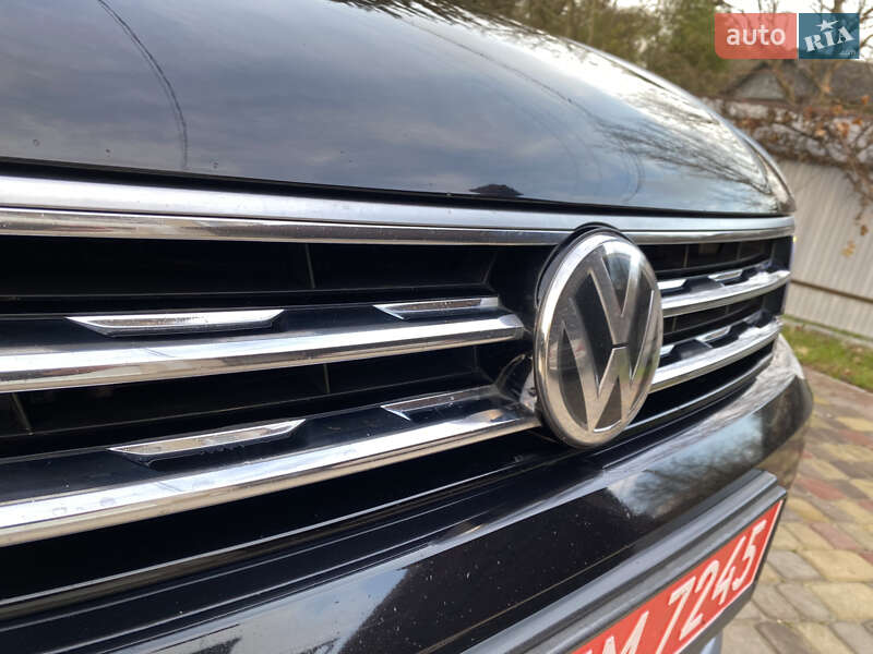 Внедорожник / Кроссовер Volkswagen Tiguan 2018 в Черновцах