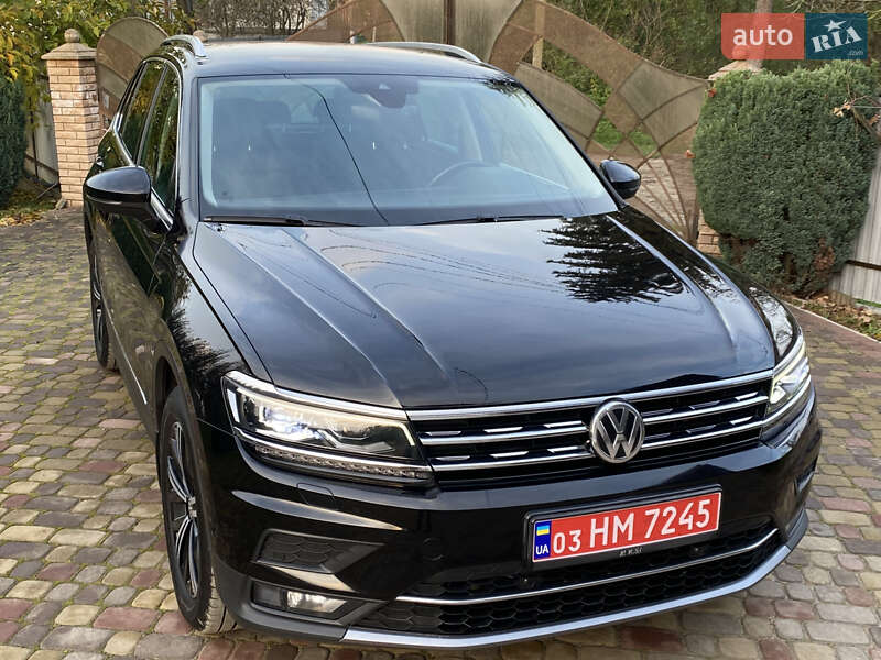 Внедорожник / Кроссовер Volkswagen Tiguan 2018 в Черновцах