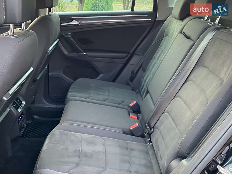 Внедорожник / Кроссовер Volkswagen Tiguan 2018 в Черновцах