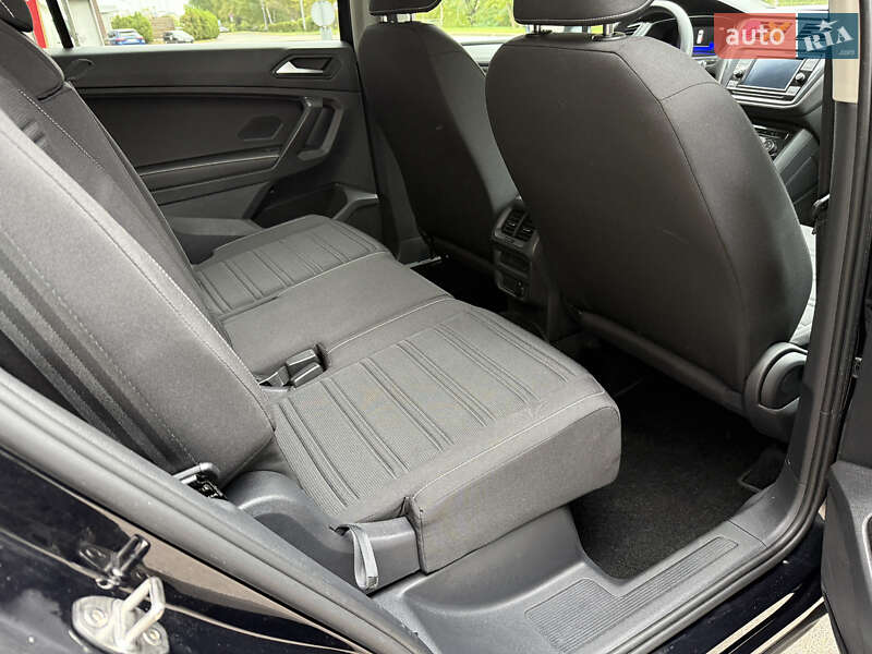 Внедорожник / Кроссовер Volkswagen Tiguan 2022 в Киеве