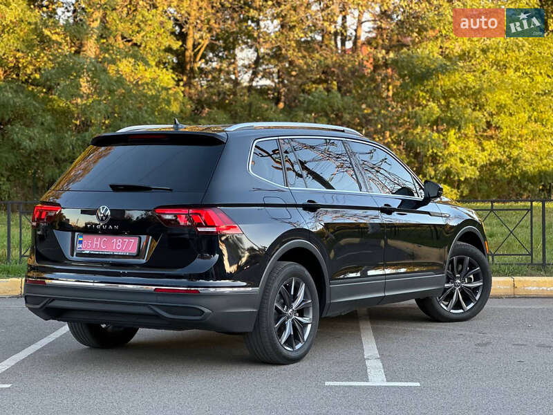Позашляховик / Кросовер Volkswagen Tiguan 2023 в Києві