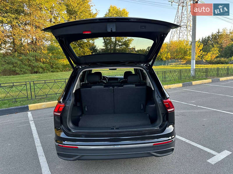 Позашляховик / Кросовер Volkswagen Tiguan 2023 в Києві