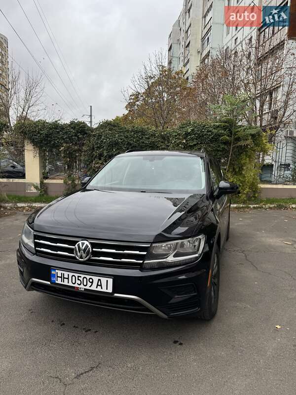 Внедорожник / Кроссовер Volkswagen Tiguan 2019 в Одессе фото Внедорожник / Кроссовер Volkswagen Tiguan 2019 в Одессе