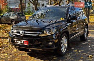 Внедорожник / Кроссовер Volkswagen Tiguan 2012 в Киеве