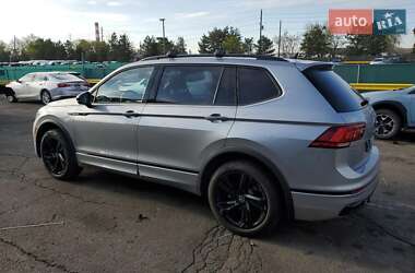 Внедорожник / Кроссовер Volkswagen Tiguan 2023 в 