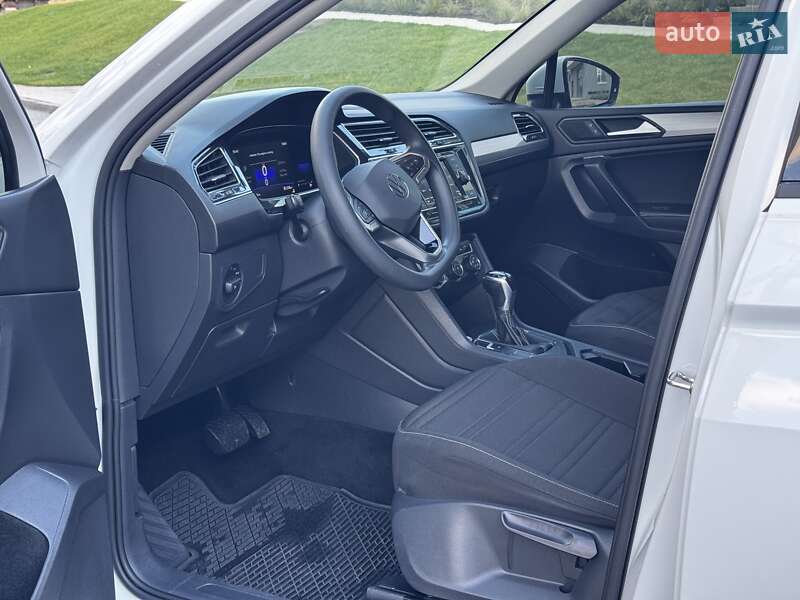 Позашляховик / Кросовер Volkswagen Tiguan 2022 в Івано-Франківську