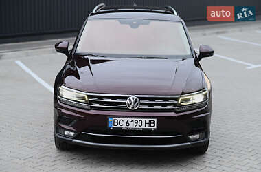 Позашляховик / Кросовер Volkswagen Tiguan 2018 в  фото 25 Позашляховик / Кросовер Volkswagen Tiguan 2018 в