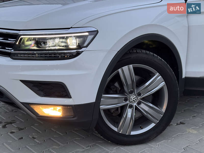 Внедорожник / Кроссовер Volkswagen Tiguan 2018 в Тернополе