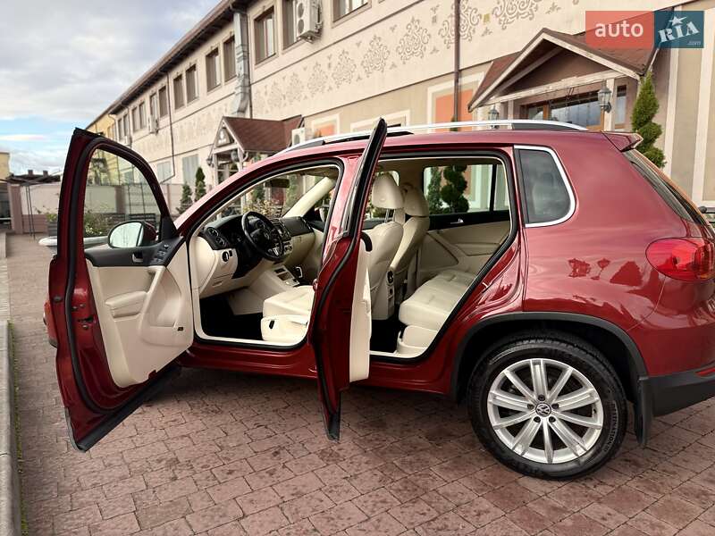 Позашляховик / Кросовер Volkswagen Tiguan 2014 в Стрию