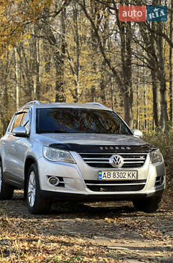 Внедорожник / Кроссовер Volkswagen Tiguan 2009 в Жмеринке