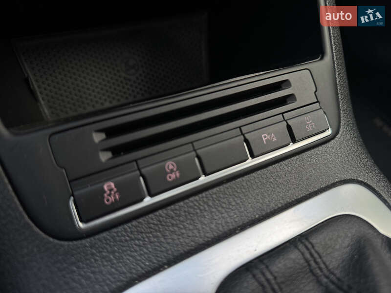Позашляховик / Кросовер Volkswagen Tiguan 2012 в Києві