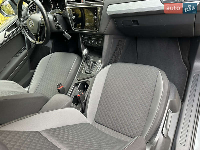Внедорожник / Кроссовер Volkswagen Tiguan 2020 в Черновцах фото 90 Внедорожник / Кроссовер Volkswagen Tiguan 2020 в Черновцах