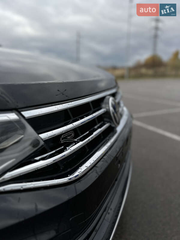 Позашляховик / Кросовер Volkswagen Tiguan 2022 в Рівному