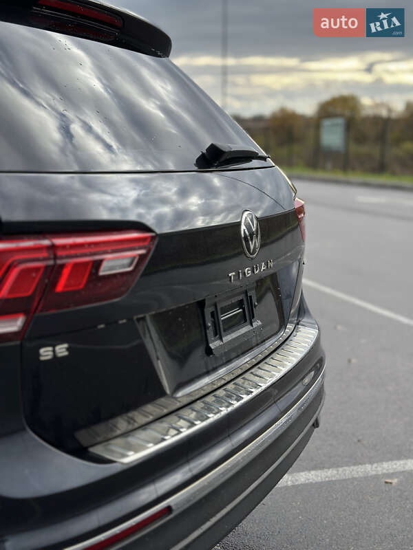 Позашляховик / Кросовер Volkswagen Tiguan 2022 в Рівному