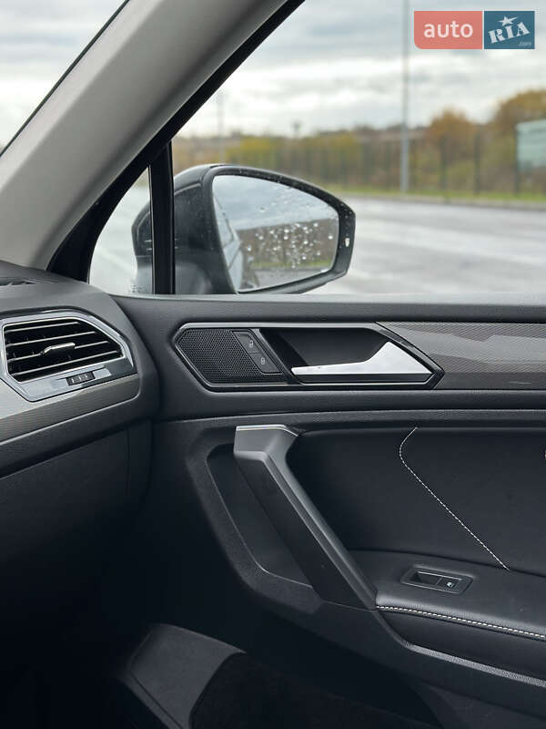 Позашляховик / Кросовер Volkswagen Tiguan 2022 в Рівному