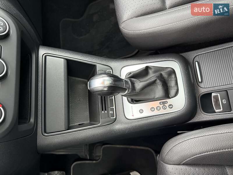 Внедорожник / Кроссовер Volkswagen Tiguan 2013 в Львове