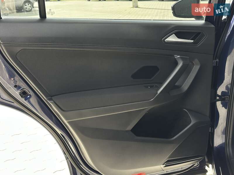 Позашляховик / Кросовер Volkswagen Tiguan 2021 в Львові