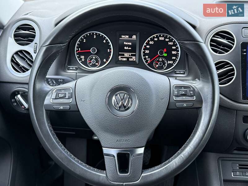 Внедорожник / Кроссовер Volkswagen Tiguan 2015 в Борисполе фото 63 Внедорожник / Кроссовер Volkswagen Tiguan 2015 в Борисполе
