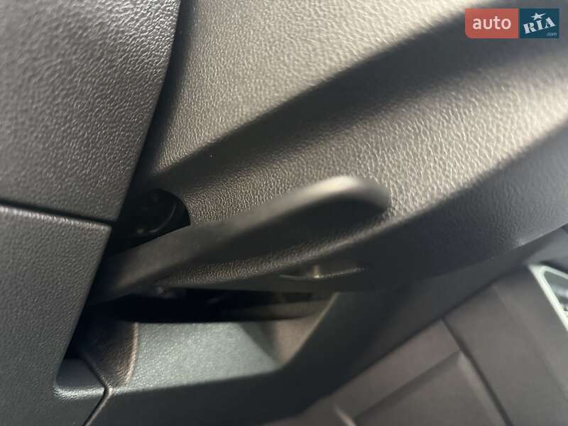 Позашляховик / Кросовер Volkswagen Tiguan 2021 в Києві фото 42 Позашляховик / Кросовер Volkswagen Tiguan 2021 в Києві