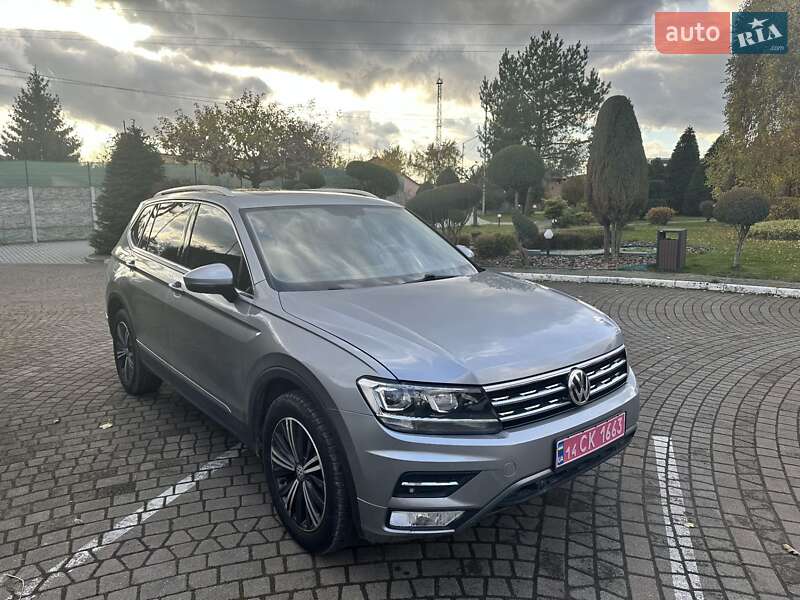 Внедорожник / Кроссовер Volkswagen Tiguan 2019 в Яворове фото Внедорожник / Кроссовер Volkswagen Tiguan 2019 в Яворове