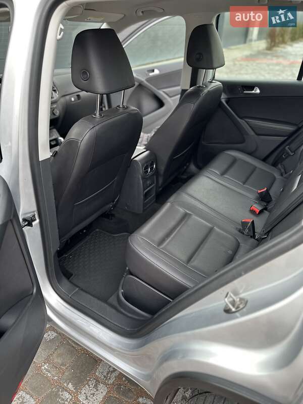 Внедорожник / Кроссовер Volkswagen Tiguan 2016 в Житомире фото 12 Внедорожник / Кроссовер Volkswagen Tiguan 2016 в Житомире