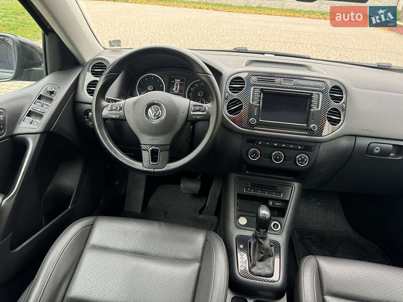 Позашляховик / Кросовер Volkswagen Tiguan 2015 в Дубні