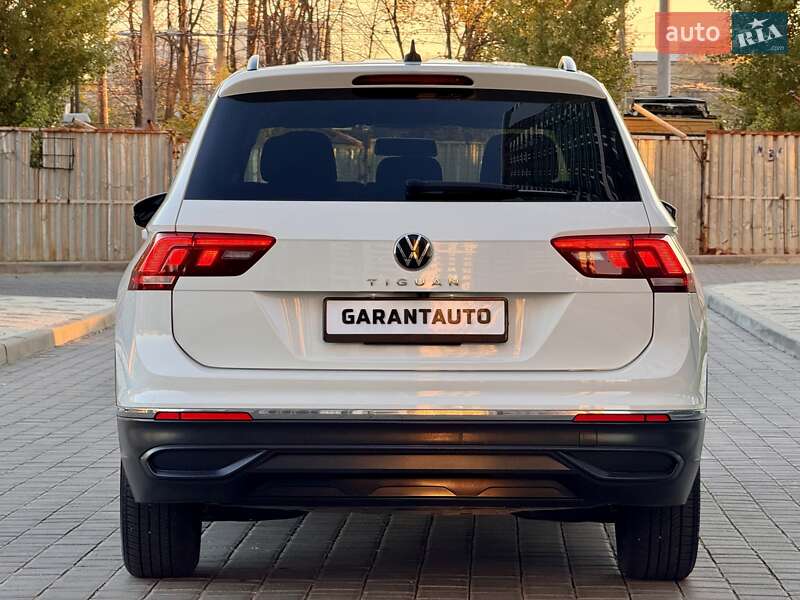 Позашляховик / Кросовер Volkswagen Tiguan 2022 в Одесі