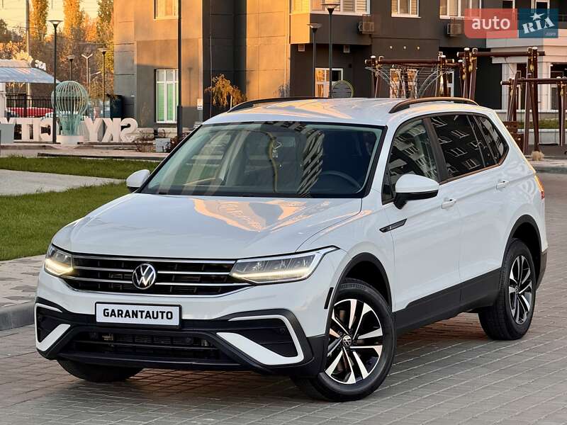 Позашляховик / Кросовер Volkswagen Tiguan 2022 в Одесі