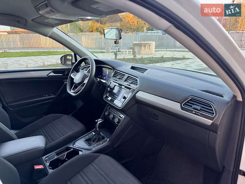 Позашляховик / Кросовер Volkswagen Tiguan 2022 в Одесі