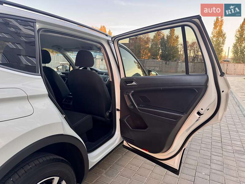 Позашляховик / Кросовер Volkswagen Tiguan 2022 в Одесі