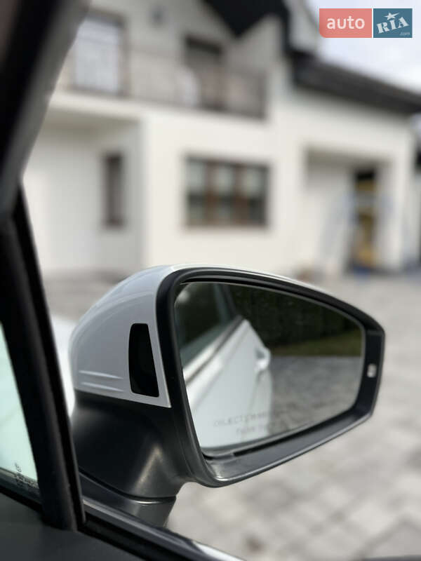 Внедорожник / Кроссовер Volkswagen Tiguan 2021 в Сваляве