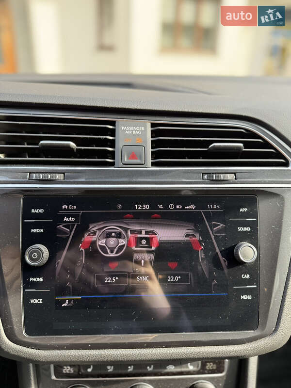 Внедорожник / Кроссовер Volkswagen Tiguan 2021 в Сваляве