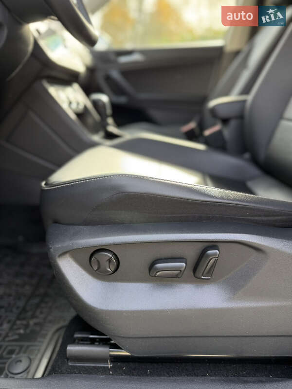 Внедорожник / Кроссовер Volkswagen Tiguan 2021 в Сваляве